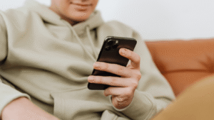 The 10 Biggest Mistakes Men Make in DMs